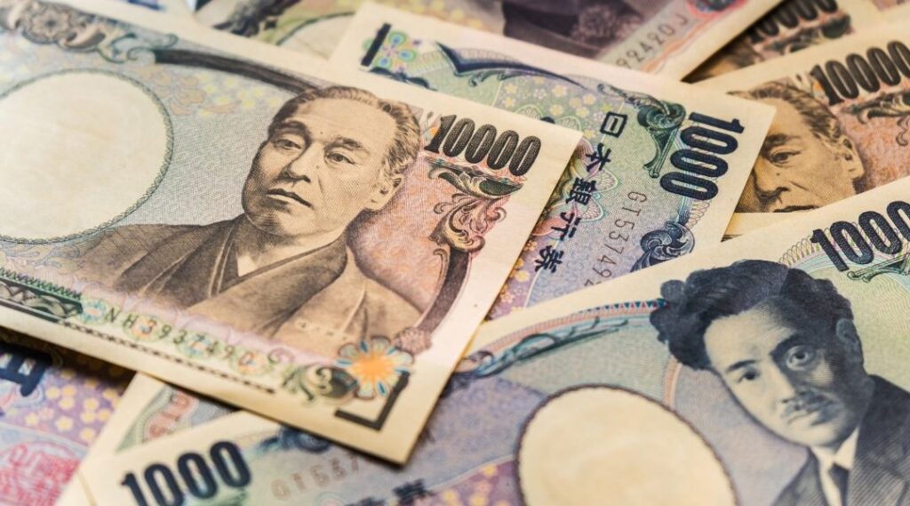 ゆうちょ銀行をやめるべき理由とは?