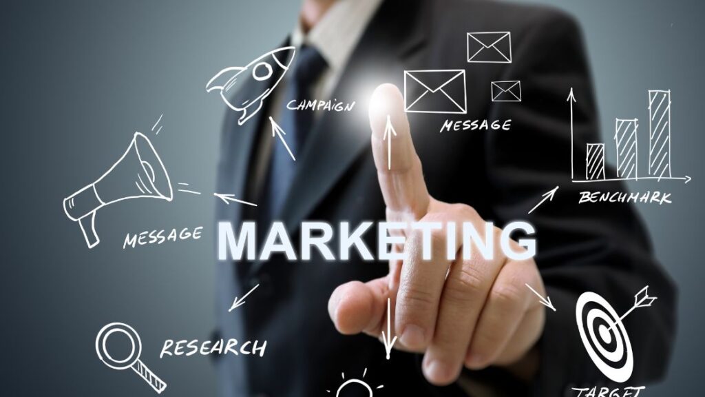 情報の取得は主に”マーケティング”が目的