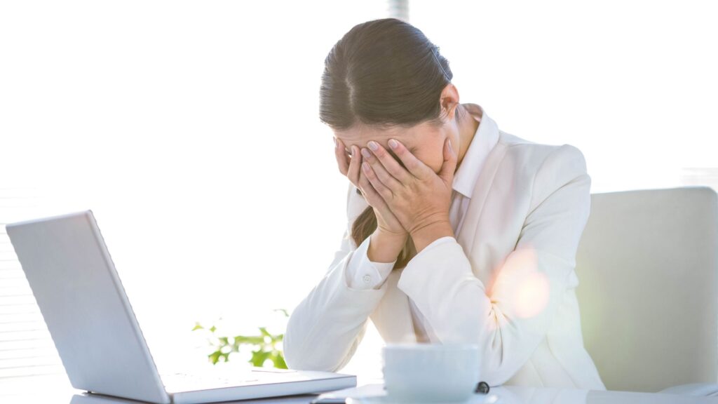 Web担当者が直面する悩みとは?